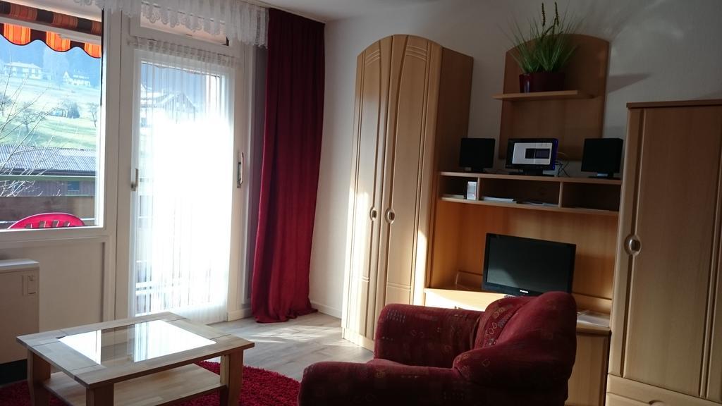 Waldblick Tonbach Apartman Baiersbronn Szoba fotó
